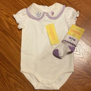 NWT Botanical Babies Onesie and socks 3/6 months